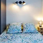 Appart. T 1 Bis, Centre Ville, Entierement Renove * Lourdes