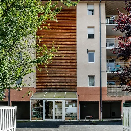 Appart. T 1 Bis, Centre Ville, Entierement Renove *